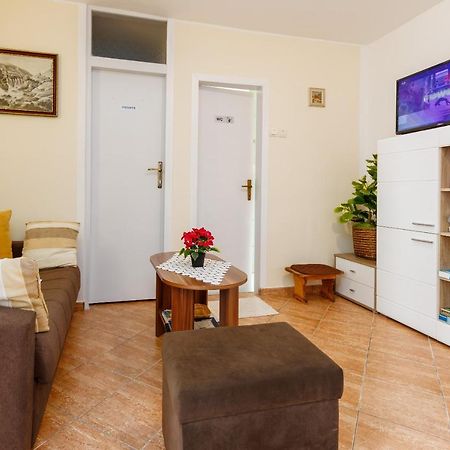Apartment Zalac Slunj Exterior foto
