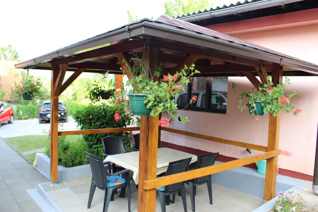 Apartment Zalac Slunj Exterior foto